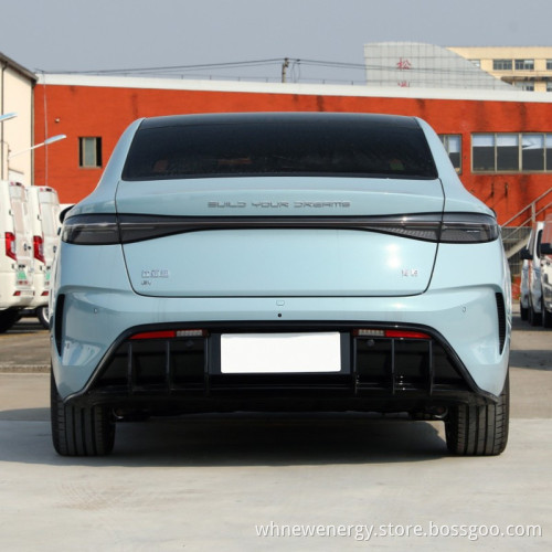 أفضل مركبة جديدة للطاقة الكهربائية لأختام BYD 2022 طراز 700 كيلومتر طبعة محرك خلفي طويل المدى